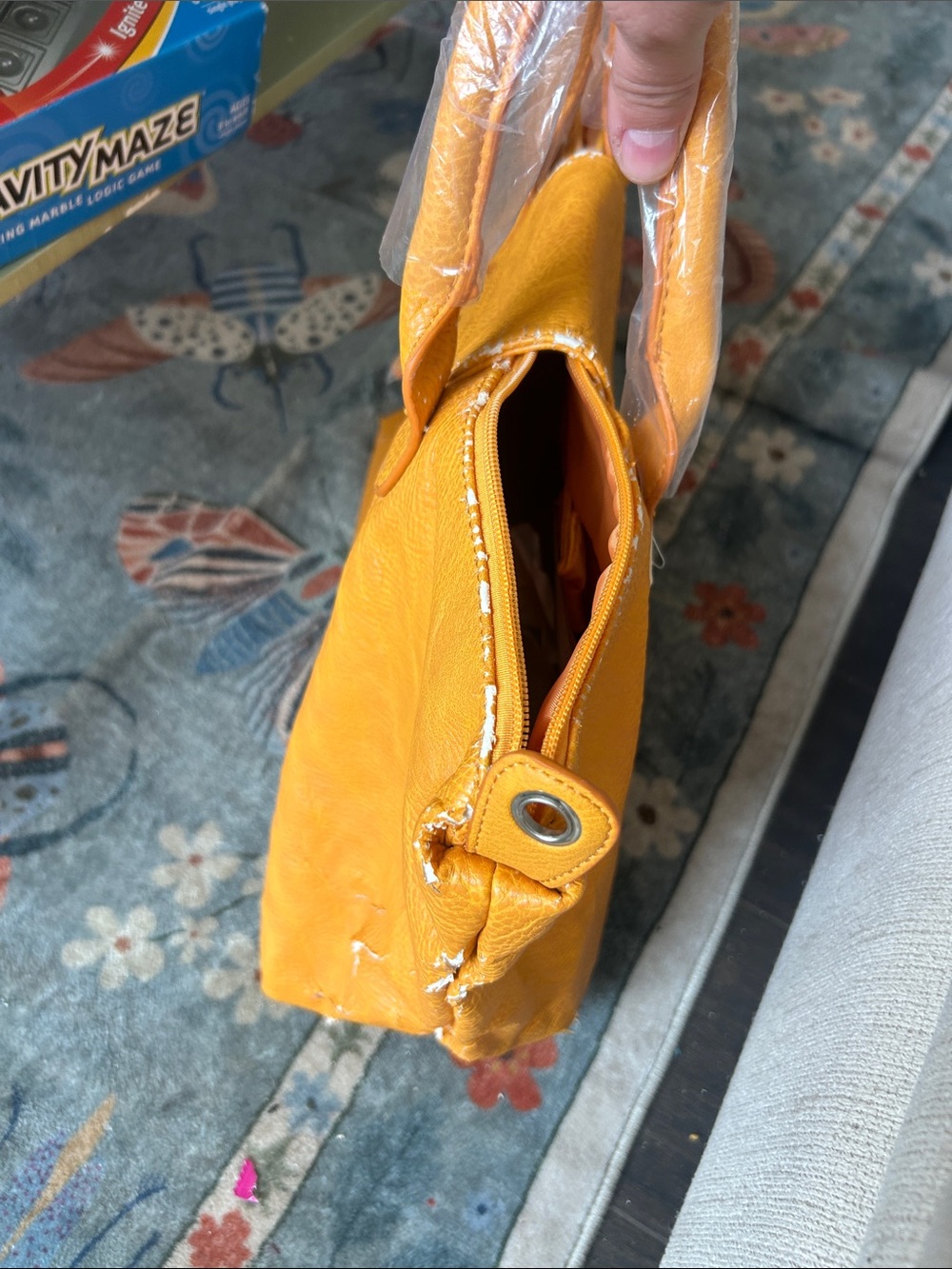 Structured Yellow Leather-Look Shoulder Tote - FLAW - Picture 4 of 7